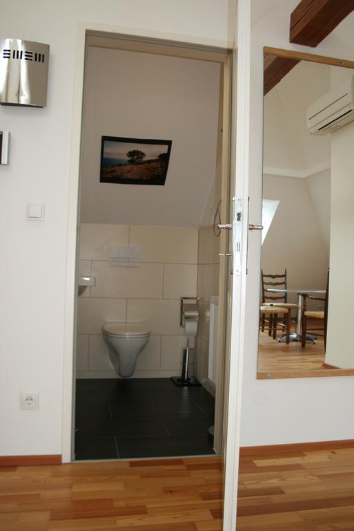 Gaestehaus Egger เอมแมร์สดอร์ฟ อัน แดร โดเนา ภายนอก รูปภาพ